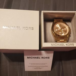 Like new ladies Michael Kors watch. Authentic